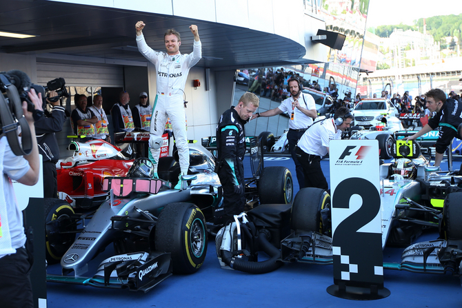 Rosberg won the fourth consecutive race in 2016