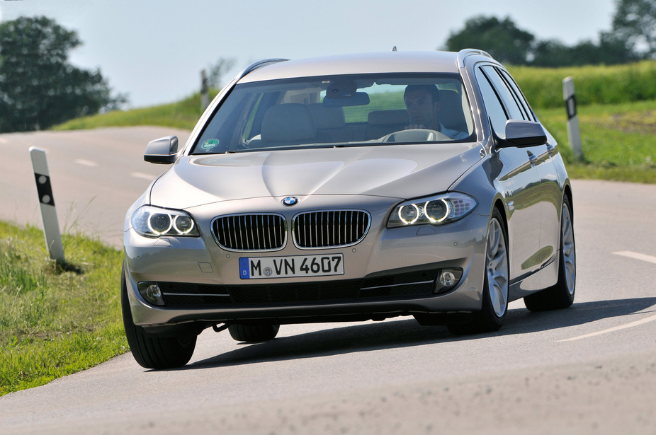 BMW 528i Touring