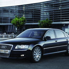 Audi A8 6.0 W12 quattro