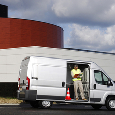 Peugeot Boxer 333 L3H2 2.2 HDi