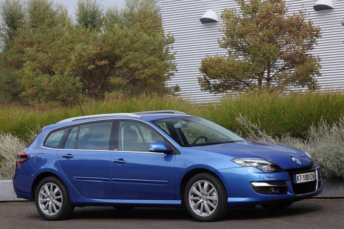 Renault Laguna Sports Tourer dCi 175 FAP GT Automatic