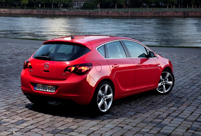 Opel Astra 1.3 CDTI DPF 90cv Enjoy