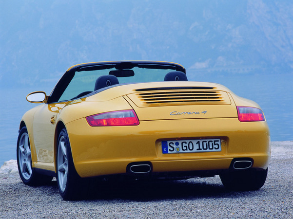 Porsche 911 Carrera 4 Cabriolet Tiptronic