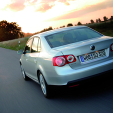 Volkswagen Jetta 1.9I TDI 105cv DSG7 DPF Trendline