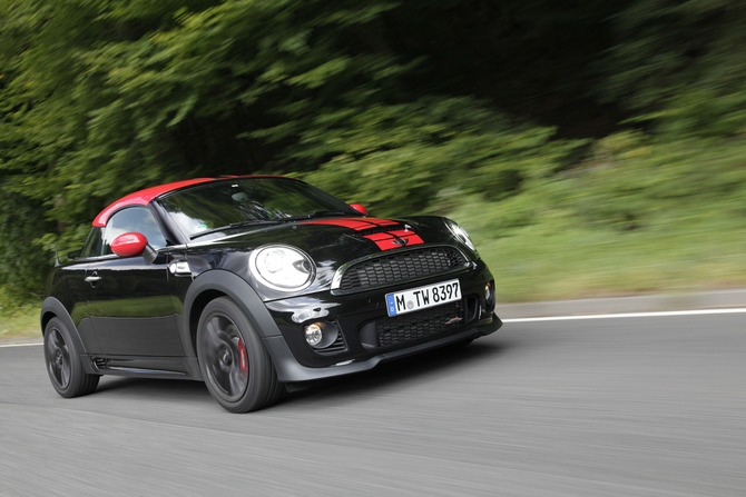 MINI (BMW) John Cooper Works Coupé