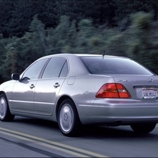 Lexus LS430