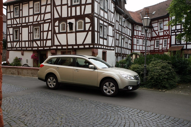 Subaru Outback 2.5i Premium