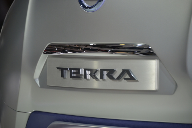 Nissan TeRRA SUV Concept