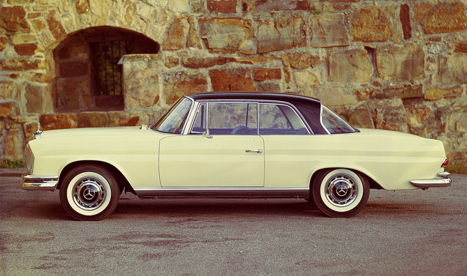 Mercedes-Benz 250 SE Coupé 