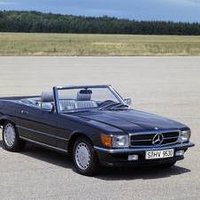 Mercedes-Benz 560 SL Automatic