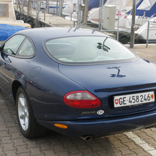 Jaguar XK8 Coupé