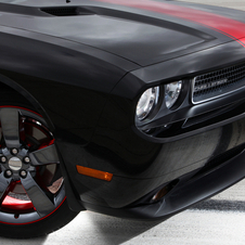 Dodge Challenger Rallye Redline Adds Sporty Looks to V6 Engine