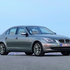 BMW 520i