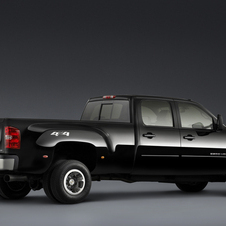 Chevrolet Silverado 3500HD Crew Cab 4WD LTZ Long Box DRW