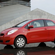 Toyota Yaris Liftback S 3-Door AT