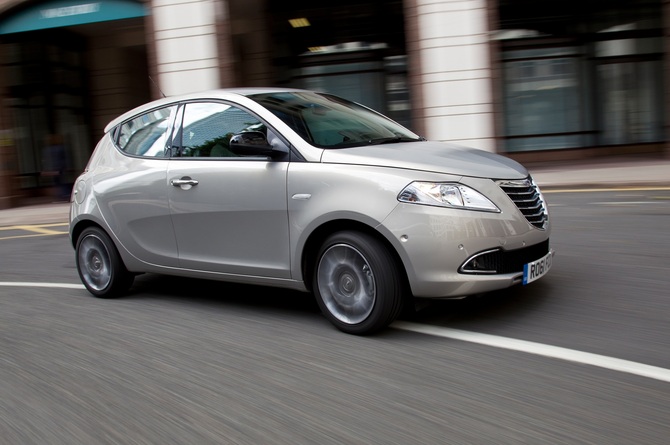 Chrysler Ypsilon 0.9 TwinAir Auto Platinum