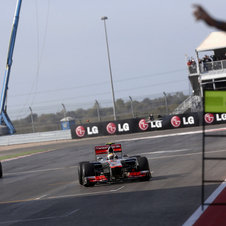 Na próxima temporada Hamilton vai passar a representar a Mercedes