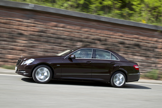 Mercedes-Benz E 250 BlueEfficiency Elegance 7G-Tronic