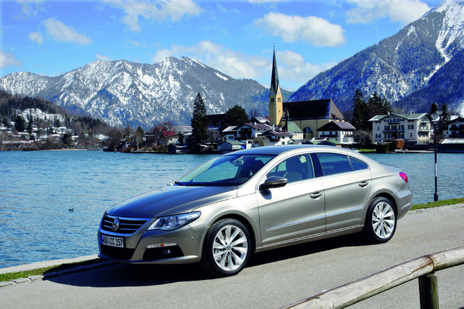 Volkswagen CC 2.0 TDI DSG BlueMotion