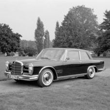 Mercedes-Benz 600 Coupe