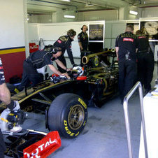 Raikkonen Takes to the Track for the First Time for Lotus