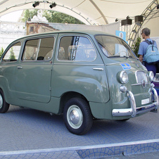 Fiat 600D Multipla