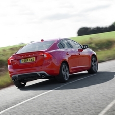 Volvo S60 D3 R-Design Momentum Geartronic