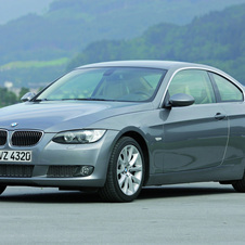 BMW 335i xDrive Coupe Auto (E92)