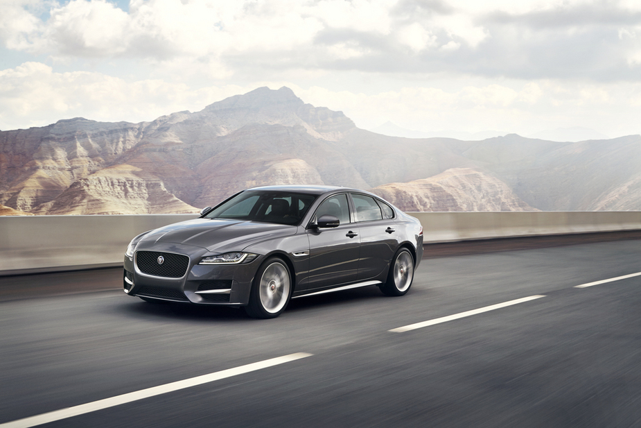 Jaguar XF 3.0 R-Sport