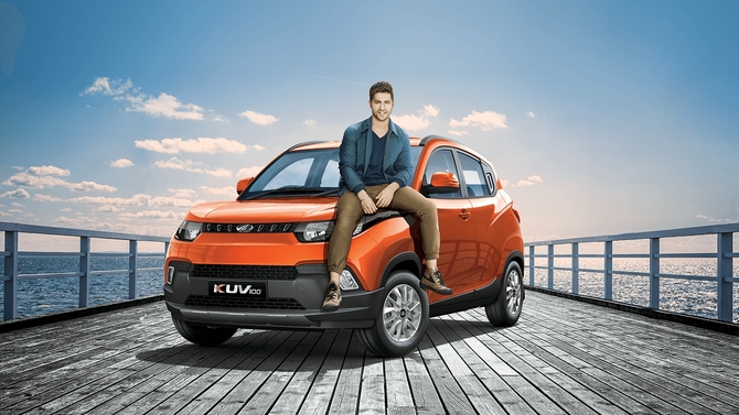 Mahindra KUV100 K8