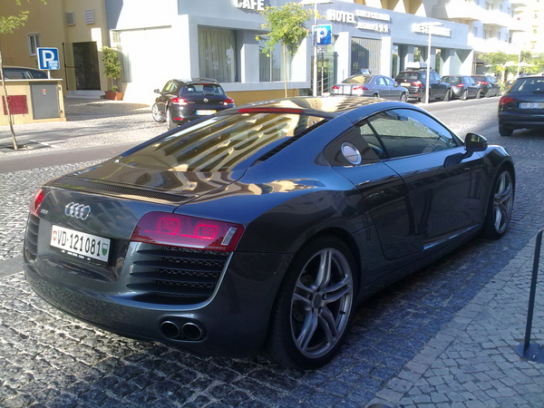 Audi R8