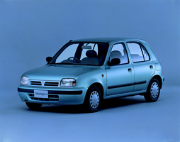 Nissan March i.z