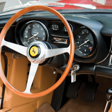 Ferrari 275 GTS/4 Spider NART