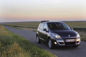 Renault Scenic III 1.5 dCi 95hp FAP ECO2 Dinamique S