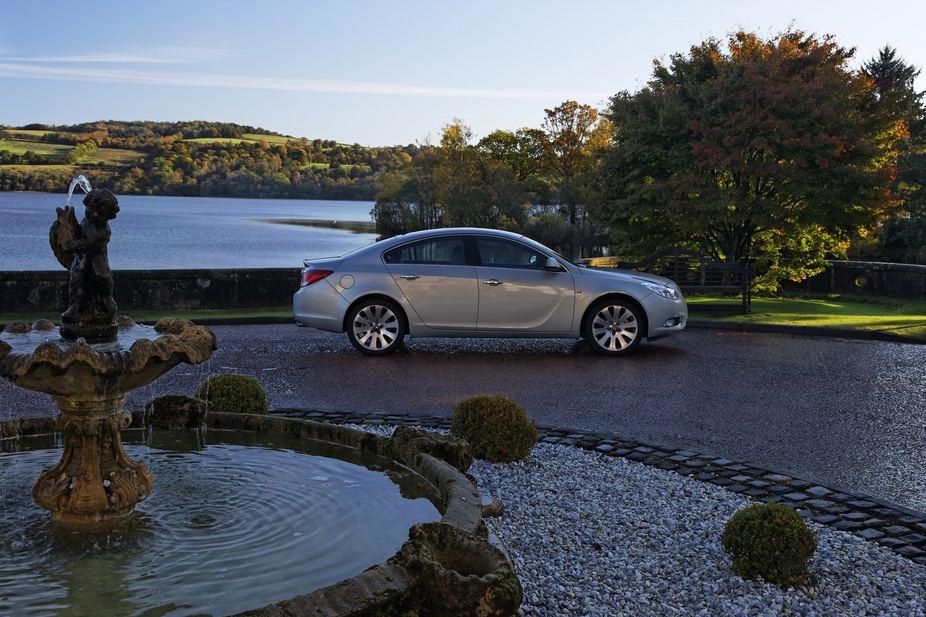 Vauxhall Insignia Saloon 2.0 CDTi 160 SRi 4x4