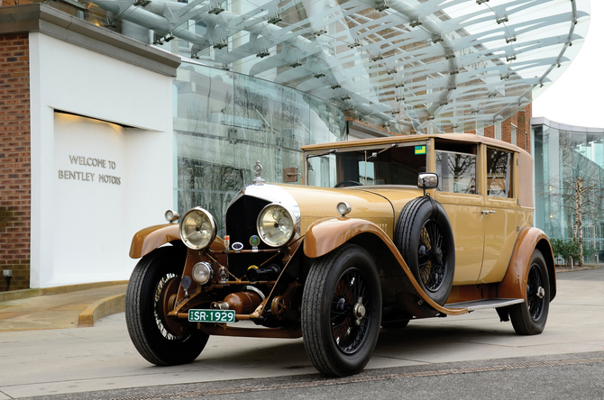 Bentley 6½-Litre Sedanca de Ville by H.J. Mulliner