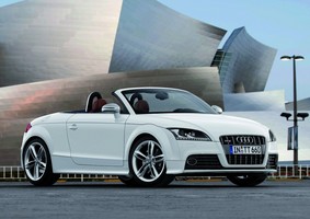 Audi TTS Roadster 2.0 TFSI quattro S tronic