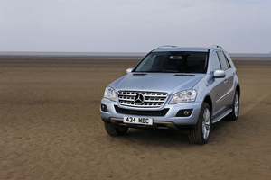 Mercedes-Benz ML300 CDI BlueEFF. Sport