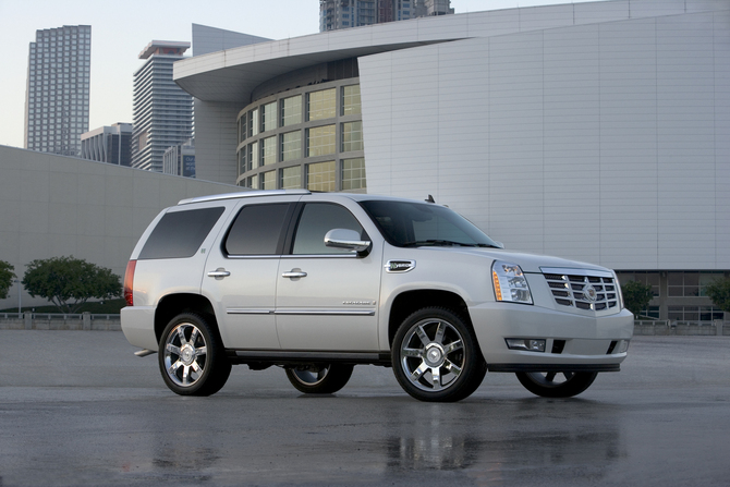 Cadillac Escalade 2WD Hybrid