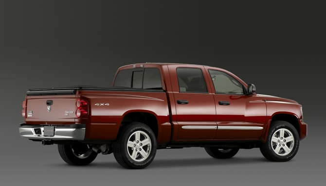 Dodge Dakota Crew Cab 4X4 LARAMIE