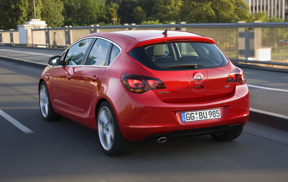 Opel Astra Gen.4