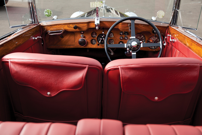 Bentley 4½-Litre Drophead Coupe by H.J. Mulliner