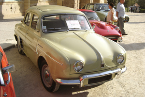 Renault Dauphine