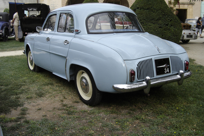 Renault Dauphine