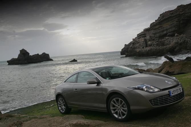 Renault Laguna Coupé 2.0 dCi 180