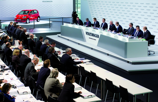 Volkswagen Sets Earnings Records for 2011