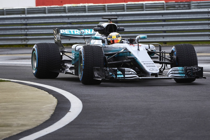 Mercedes-Benz W08 EQ Power+