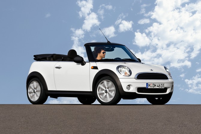 MINI (BMW) Mini Cabrio One 98 hp Auto