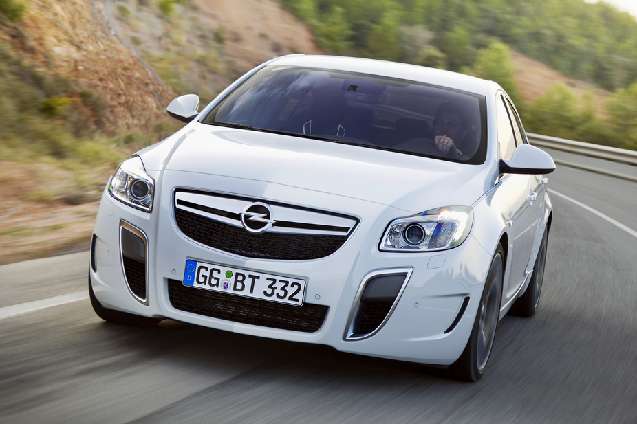 Opel Insignia OPC AT