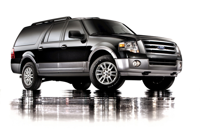 Ford Expedition EL XLT 4X2